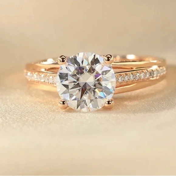 New Engagement Moissanite Diamond 18k Solid Gold 3.4 Carat Moissanite Diamond. - Picture 1 of 6